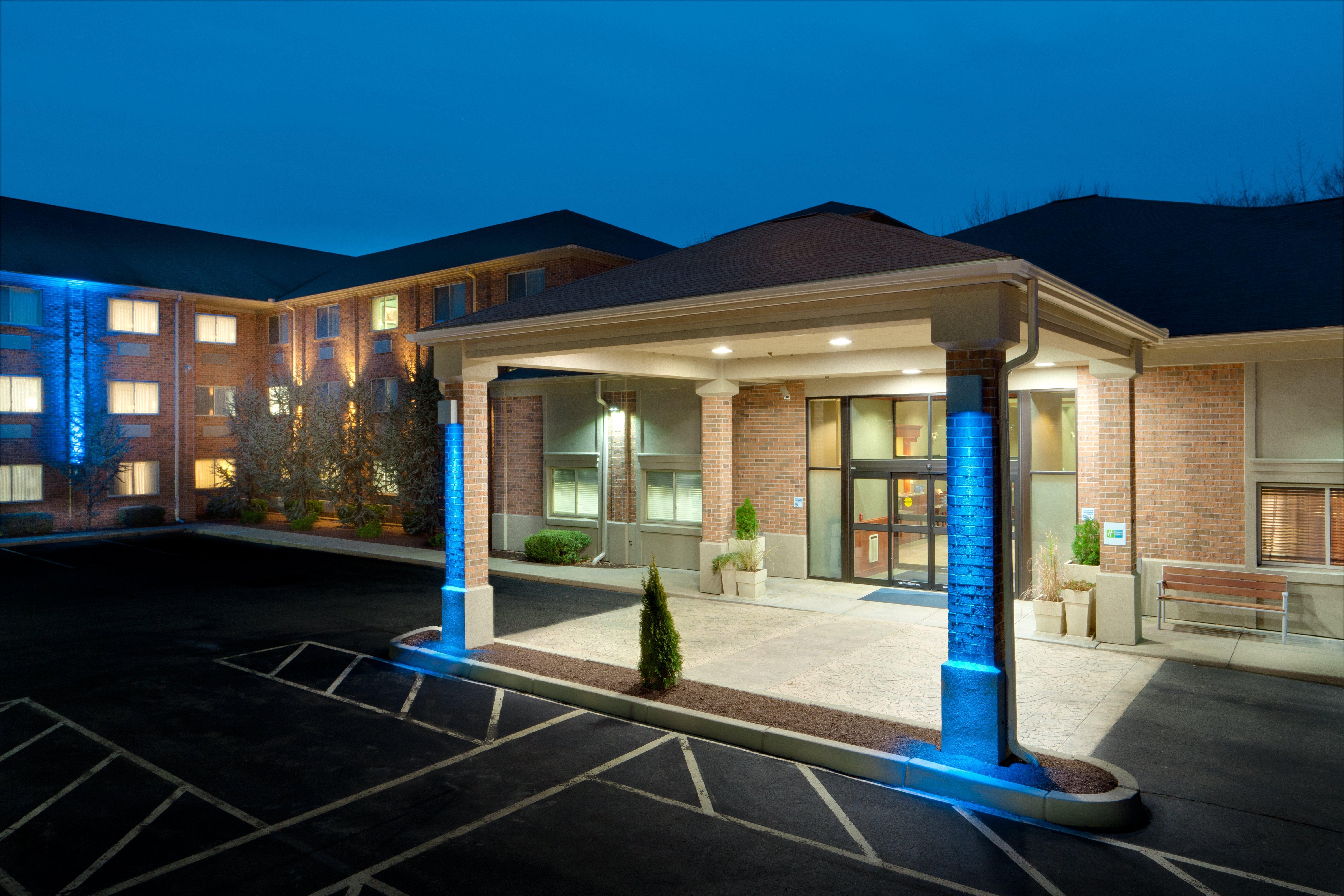 Holiday Inn Express & Suites Smithfield - Providence By Ihg Exterior foto